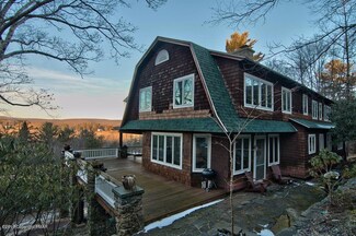 663 Griscom Rd, Cresco, PA 18326