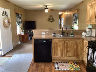 19 Woodland Park, Troy, NH 03465