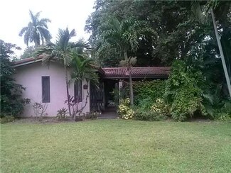 11802 NE 8th Ave, Biscayne Park, FL 33161