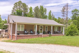 196 G B Plunk Rd, Selmer, TN 38375