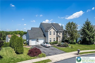 202 Mcnair Cir, Northampton, PA 18067