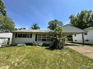 2058 Wilbert Dr, Saint Louis, MO 63136