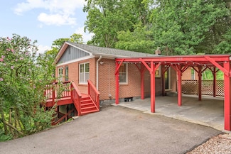 1003 Highland Cir, Blacksburg, VA 24060
