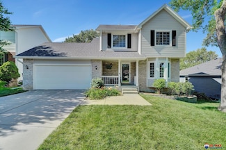 5230 Happy Hollow Ln, Lincoln, NE 68516