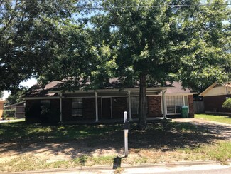 1317 Poplar Ave, Gulfport, MS 39507
