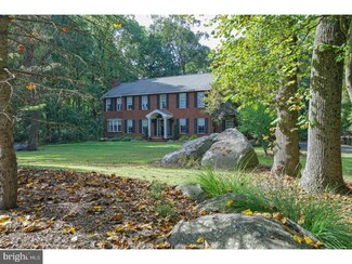 168 Rock Rd W, Lambertville, NJ 08530