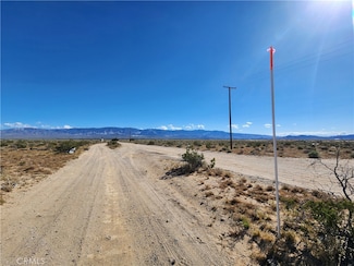 14009 Fairlane Rd, Lucerne Valley, CA 92356