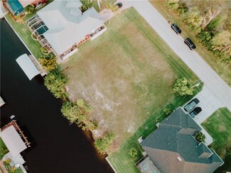 2625 SW 28th Terrace, Cape Coral, FL 33914