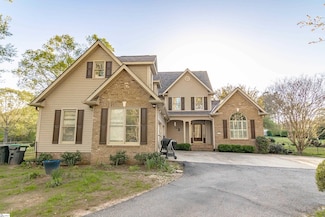 104 Bellewood Dr, Easley, SC 29640