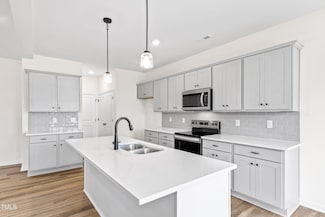 420 Oak Park Blvd, Youngsville, NC 27596