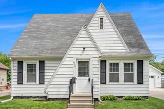 630 S Lincoln Ave, Three Rivers, MI 49093