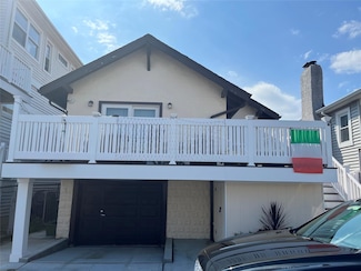 71 Connecticut Ave, Long Beach, NY 11561