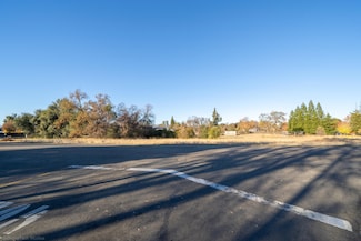7587 Fiesta Way, Redding, CA 96002