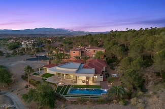 1 Costa Del Sol Ct, Henderson, NV 89011
