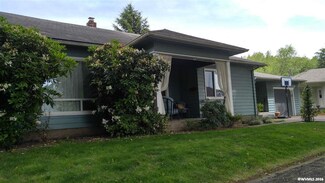 905 Lawnridge St SW, Albany, OR 97321