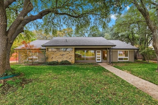 604 Donna Ln, Bedford, TX 76022