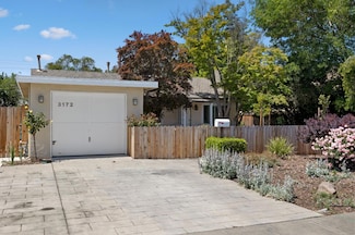 3172 Morris Dr, Palo Alto, CA 94303