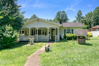 811 Queens St NW, Lenoir, NC 28645