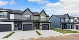 307 Jonathan Wade Cir, Clarksville, TN 37043