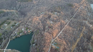 22 Linda St, Crossville, TN 38572