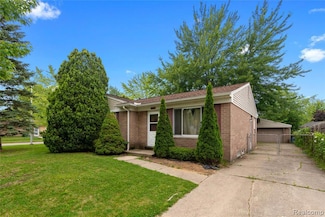 9892 Wheeler St, Belleville, MI 48111