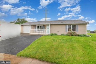 114 Austin Dr, Enola, PA 17025