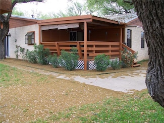 310 E Cedar St, Bertram, TX 78605