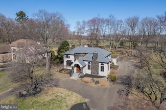 4127 Presidential Dr, Lafayette Hill, PA 19444