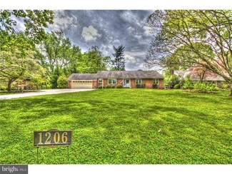 1206 S Park Ave, Haddon Heights, NJ 08035