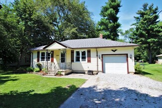 500 9th St SW, Demotte, IN 46310