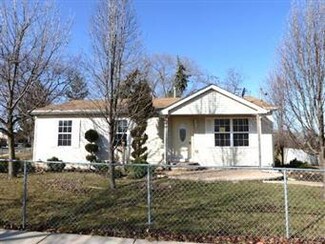 502 Colfax Ave, Aurora, IL 60505