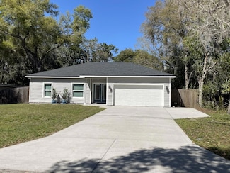 261 E 5th St, Chuluota, FL 32766