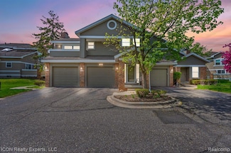 6614 Embers Ct, West Bloomfield, MI 48322
