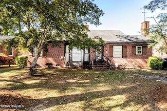 1316 N Oakwood Dr, Rocky Mount, NC 27801