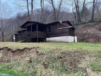 1534 Yonts Fork, Jackhorn, KY 41825