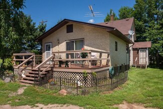 22 1st St SE, Henriette, MN 55036
