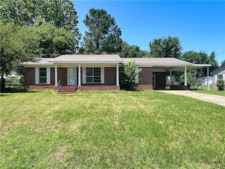 120 W Gary St, Greenwood, AR 72936
