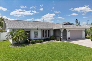 922 SE 32nd Terrace, Cape Coral, FL 33904