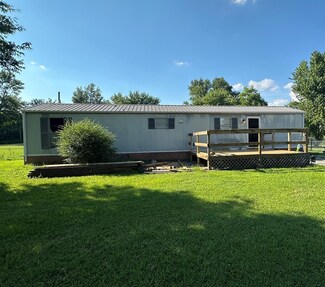 200 Lewis Rd, Crofton, KY 42217