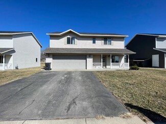 104 Savannah Ct, Mankato, MN 56001