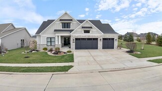 7121 Lost Oak Dr, Edwardsville, IL 62025