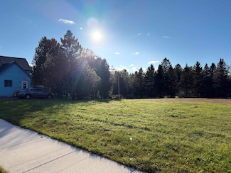 000 Main St S, Mellen, WI 54546