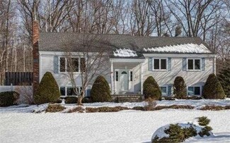19 Amberwood Dr, Atkinson, NH 03811