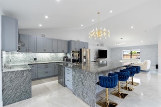 9603 Southern Pines Ct, Davie, FL 33328