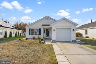 11 Autumn Ln, Sewell, NJ 08080