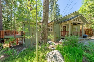 615 Carnelian Rd, Carnelian Bay, CA 96140