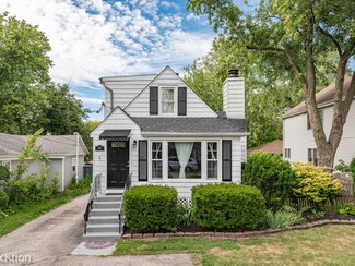 218 Willard Place, Westmont, IL 60559