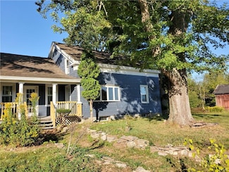 8013 Weedsport Sennett Rd, Weedsport, NY 13166