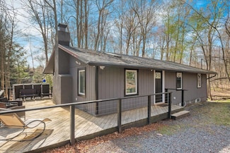 1194 Deer Run, Pocono Pines, PA 18350