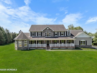 17 Wagner Farm Ln, Millstone Township, NJ 08535